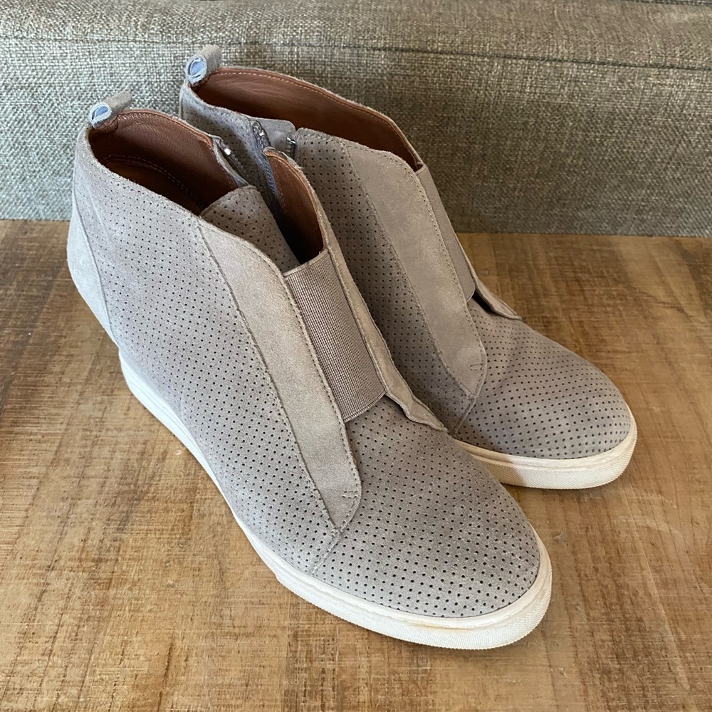 Size 6.5 Paolo shoes